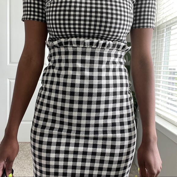 ASOS DESIGN Black White Midi Dress with Peplum Hem Contrast Check Print Size 2 - Picture 7 of 7